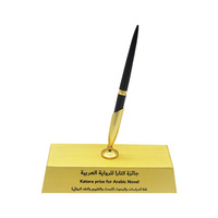 Fabricant design créatif artisanat en métal cadeaux personnalisés en alliage de zinc stylo personnalisé ornements de trophée en métal