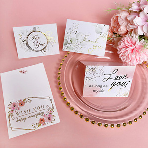 Carte de vœux personnalisée avec un magnifique motif floral imprimé et estampage à chaud doré - Product Image 3