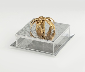 Ensemble de plateaux décoratifs en forme de palmier Glam avec deux bocaux en verre et couvercles en métal, forme rectangulaire, finition polie - Product Image 2