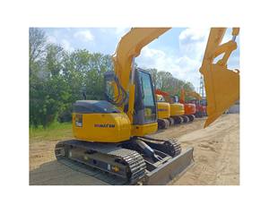 Excavadora hidráulica de orugas Komatsu PC78US usada en buen estado con certificación EPA CE Características de la bomba de caja de cambios del motor central - Product Image 1