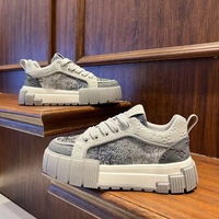 Baskets MX802 pour hommes – Chaussures en toile polyvalentes et confortables avec semelles épaisses tendance et blocs de couleur – Collection automne
