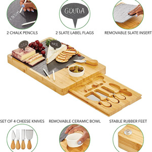Plateau à fromage en bambou avec couteau et fourchette, plateau de service carré pour les collations et les apéritifs de fête - Product Image 2
