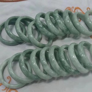 กำไลหยกแท้ธรรมชาติสีเขียวมรกต กำไลหรูหราของแท้รับรองคุณภาพสำหรับผู้หญิง ขายส่งของขวัญ Pulsera De Jade - Product Image 4