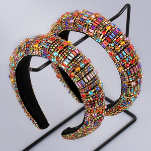 Diadema de diamantes de imitación Hua Liyu para mujer, accesorio para el cabello con cadena de metal y esponja, diseño exagerado y llamativo, tocado de moda - Product Image 1