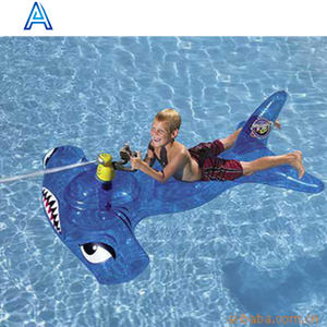 Vinyle de soufflage d'air gonflable en PVC transparent en forme de poisson gonflable en PVC pour matelas à flotteur d'eau - Product Image 1