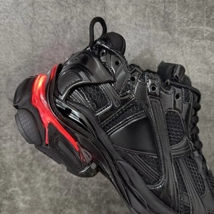 2026 Nuovi Designer Lanciano le <span class=keywords><strong>Scarpe</strong></span> Sportive LED OEM di Altissima Qualità, <span class=keywords><strong>Scarpe</strong></span> Casual Futuristiche e Trendy - Product Image 5