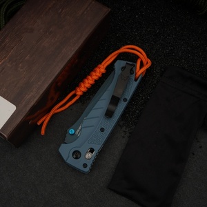 Cuchillo Plegable BM18060 con Hoja de Acero Inoxidable Tipo Drop Point, Mango de Fibra de Nylon, para Camping, Uso Diario, con Apoyo para el Pulgar, OEM - Product Image 4