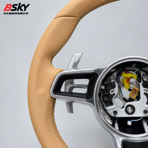 Für Porsche 911 992 <span class=keywords><strong>GT2</strong></span> GT2RS GT3RS GT4 Cayenne Macan Boxster Cayman T Modell Sport Luxor Beige Leder-Lenkrad-Upgrade - Product Image 2
