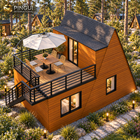 Cabane modulaire préfabriquée en forme de A, maison de glamping en WPC avec balcon et terrasse, étanche, installation rapide pour villas de villégiature en plein air