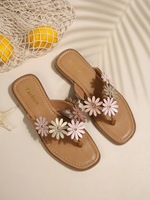Nouvelles sandales plates à fleurs marguerites pour femmes, tongs décontractées pour la plage et l'extérieur