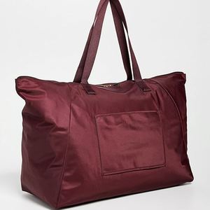 Sac fourre-tout pliable en nylon pour femme, grand format, personnalisable avec logo, résistant à l'eau, réutilisable, avec fermeture éclair, pour la plage, les week-ends, l'été et l'automne - Product Image 4