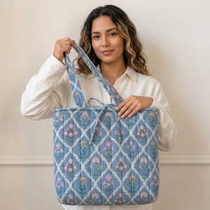 Sac fourre-tout élégant en coton matelassé, fait main, léger, réutilisable, pour la plage, le shopping, les voyages et le quotidien - Product Image 1