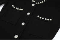 Robe longue décontractée haut de gamme pour femme, tricotée, à manches courtes, avec boutons perlés et poches décoratives, pour un look quotidien élégant.