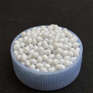 Resina PET blanca, tereftalato de polietileno, grado de película PET, virutas de grado de botella, materia prima para botella de plástico, Gránulos de PET - Product Image 1