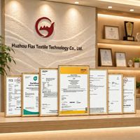 Kain Nonwoven 100% Polipropilena Tahan Air Anti-Sobek Bernapas Ramah Lingkungan Berat Sedang Gulungan Bahan Tekstil Rumah Tangga