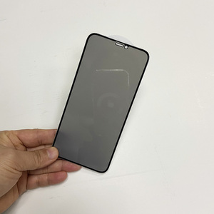 <span class=keywords><strong>Pellicola</strong></span> Protettiva in Vetro Temperato Premium 9H Anti-Spia con Colla Completa per <span class=keywords><strong>iPhone</strong></span> <span class=keywords><strong>11</strong></span> Pro Max - Product Image 3