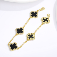 Bracelet en Vermeil Or Plaqué Or 18 Carats et Argent Sterling 925 avec Trèfle à Quatre Feuilles en Nacre Blanche, Noire ou Rouge pour Femme