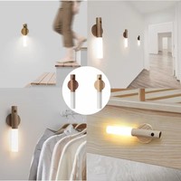 Éclairage de Penderie LED Magnétique Créatif à Piles avec Détecteur pour la Maison