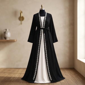 Abaya noire longue jusqu'au sol avec bordure perlée blanche, robe modeste à manches longues pour femmes, tenue de prière toutes saisons - Product Image 2