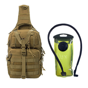 Sac à dos Us multi-usages Sling Molle Sac à dos Sling Bag avec <span class=keywords><strong>vessie</strong></span> d'eau PEVA 2L - Product Image 1