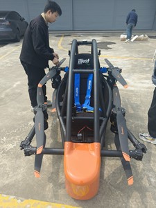 เครื่องบินไฟฟ้าแบบ EVTOL สองที่นั่ง สำหรับการเดินทางส่วนบุคคล พร้อมระบบขึ้นและลงจอดในแนวตั้ง ทำจากคาร์บอนไฟเบอร์ - Product Image 6