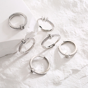 Anillos ODM, Nuevo Diseño, Anillo Ajustable de Cobre con Microscopio, Anillo de Circonita con 26 Letras - Product Image 4