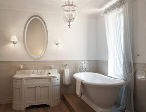 Miroir LED de salle de bain en vente chaude, miroir ovale et accessoires de salle de bain, écran tactile intelligent - Product Image 5