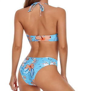 Ensemble de bikini à imprimé floral pour femmes, haut croisé à bretelles, bas hipster, maillot de bain en spandex et polyester - Product Image 2