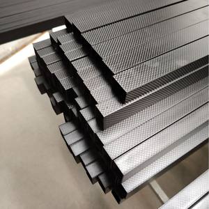 Tube carré en <span class=keywords><strong>fibre</strong></span> de carbone haute résistance, vente en gros d'usine, léger, résistant à l'usure, plusieurs tailles, découpable - Product Image 1