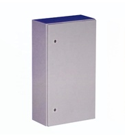 Armoire de serveur murale extérieure étanche pour centre de données 22U 600mm, petit rack en acier 2.0mm en stock