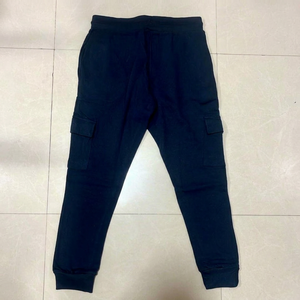 Lot en gros de pantalons de jogging durables pour hommes – Stock mixte de marques, surplus d'exportation, collection de haute qualité et confortables – Modèle KE-1009 - Product Image 6