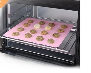 แผ่นรองอบซิลิโคนเกรดอาหารแบบใช้ซ้ำได้ ไม่ติดกระทะ กันลื่น พร้อมสเกลวัด สำหรับแผ่นรองอบและอุปกรณ์ทำอาหาร - Product Image 4