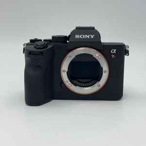 Appareil photo hybride <span class=keywords><strong>Sony</strong></span> <span class=keywords><strong>Alpha</strong></span> <span class=keywords><strong>A7R</strong></span> IV A7R4 (boîtier nu) 61MP Plein Format ILCE-7RM4 pour photographie de studio professionnelle et vidéo 4K – Vente en gros - Product Image 2