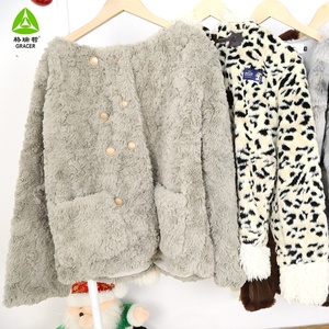 Chaqueta de Invierno de Lana Limpia de Alta Calidad con Ribete de Piel Cálida para Mujer, Abrigo de Segunda Mano, Fardos de 45 kg de Ropa de Diseñador de Lujo Usada - Product Image 3