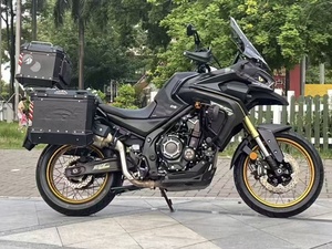 Motocicleta de Aventura VOGE DS525 de 500cc con Motor Bicilíndrico en Paralelo Refrigerado por Agua, Ideal para Viajes Largos y Transfronterizos - Product Image 2