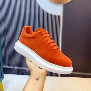 Alexander - Zapatos Deportivos Casuales para Mujer, con Parches de Gamuza Amarilla, Suela Gruesa Mc para Mayor Altura, Modernos y a la Moda - Product Image 2