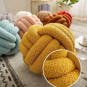 Oreiller Boule de noeud, oreiller de balle noue | coussin de canap En velours d'agneau tiss La Main - Product Image 4