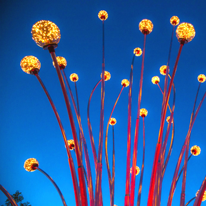 Escultura Luminosa LED de Luciérnaga de Vainilla para Exteriores, Personalizada, de Acero y Acrílico, Decoración de Jardín, Iluminación - Product Image 3