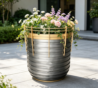 Jardinière en métal de grande taille avec revêtement en poudre - Design classique minimaliste, durable et écologique pour la maison, l'hôtel, le centre commercial