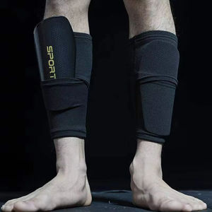 Nouvelles protections de tibia de football au design innovant, accessoires de protection de tibia, chaussettes de compression pour le football avec poche - Product Image 2