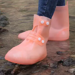 รองเท้าบูท PVC หุ้มข้อกันฝนใช้ได้ทั้งชายและหญิง,รองเท้าบูทกันน้ำกันลื่นหุ้มข้อ