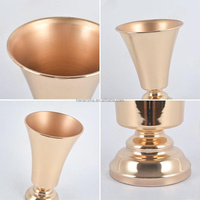 Vases en métal dorés de luxe pour fleurs, centres de table de mariage, pots décoratifs pour événements et fêtes (vente en gros)