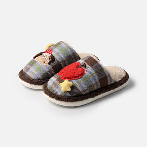 Pantuflas de Casa Cálidas y Suaves para Invierno, Pantuflas de Peluche para Hombre y Mujer, Pantuflas de Moda Navideñas, Zapatos Casuales - Product Image 6