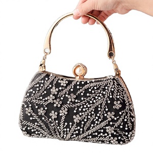 Classic Elegant <b>Black</b> Square <b>Evening</b> Clutch <b>Bags</b> Women Metal Handle Banquet Party Wedding Beading Decoration Polyester Lining - Product Image 4