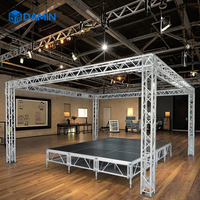 Scène mobile extérieure de luxe en aluminium pour concerts et mariages, avec podium antidérapant, installation facile, pour événements et présentoirs en treillis.