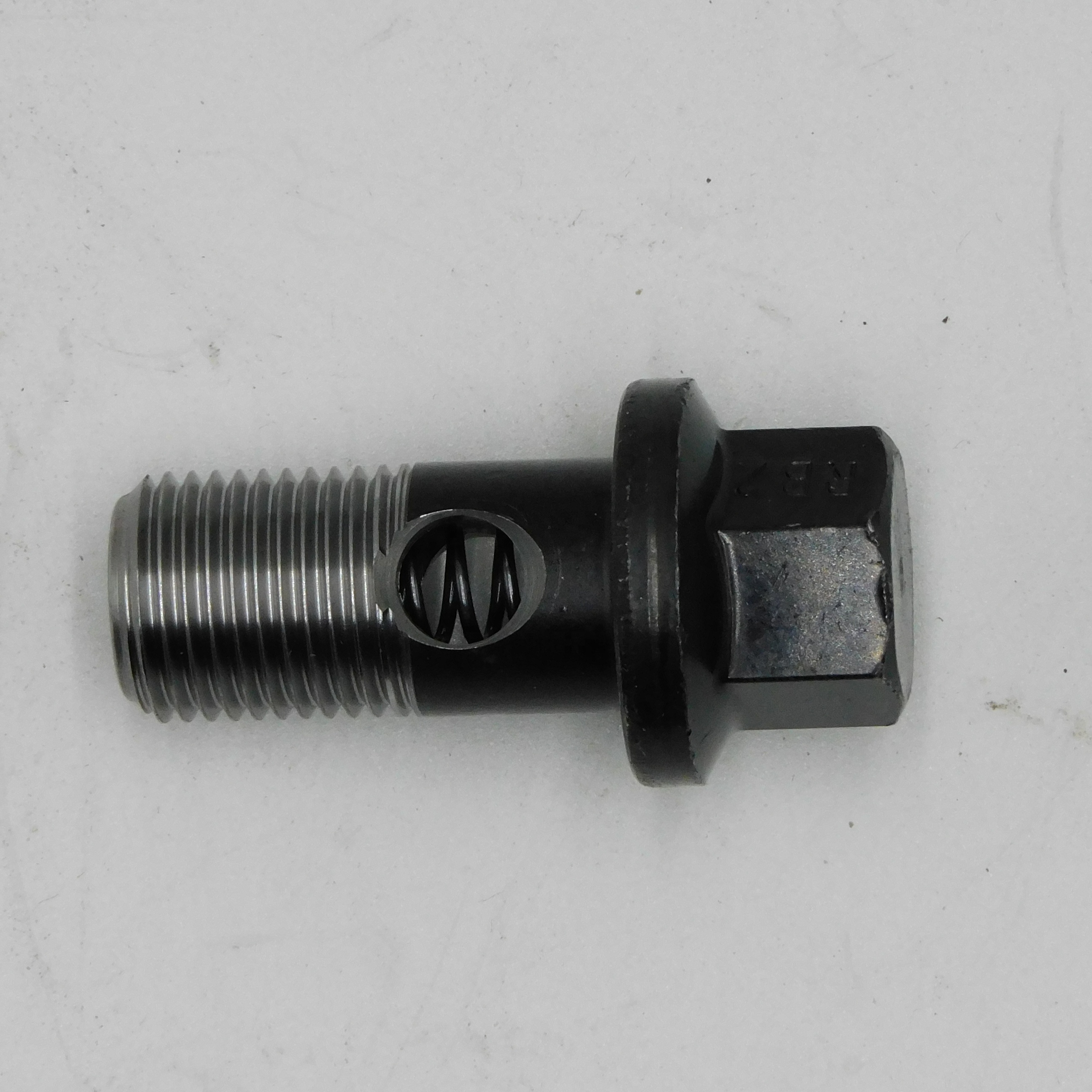 Original Oil Nozzle Safety Valve 8-97311976-1 for C240/4J Engine