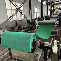 Línea de Producción de Extrusión de Alfombras de Césped PE de Alta Velocidad con Caja de Engranajes PLC de un Solo Tornillo para Uso en Jardines Domésticos, Granjas y Equipos de Cría