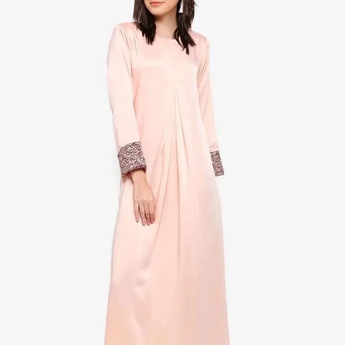 Vestido casual turco de manga longa Kaftan Muslimah Jubah Maxi com borda de mão Decoração em renda para roupas islâmicas