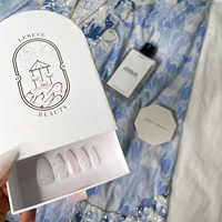 Boîte d'emballage d'art d'ongle en carton kraft imprimé conçue sur mesure