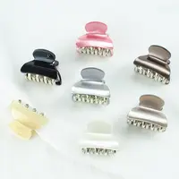 Accessori per capelli coreani all'ingrosso carino 4cm morsetto per forcina in metallo perla donna ragazze piccola clip artiglio per capelli farfalla acrilica